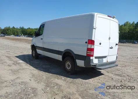 2015 Mercedes-Benz Sprinter 2500 Normal Roof z USA, uszkodzony, nr VIN WD3FE7CC1FP169044